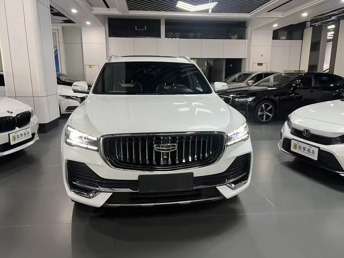 Geely Xingyue L Flagship 2WD — фото 1