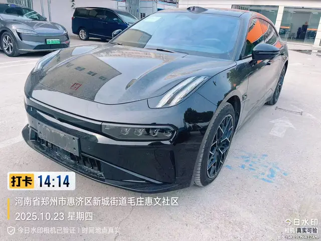 Zeekr 001