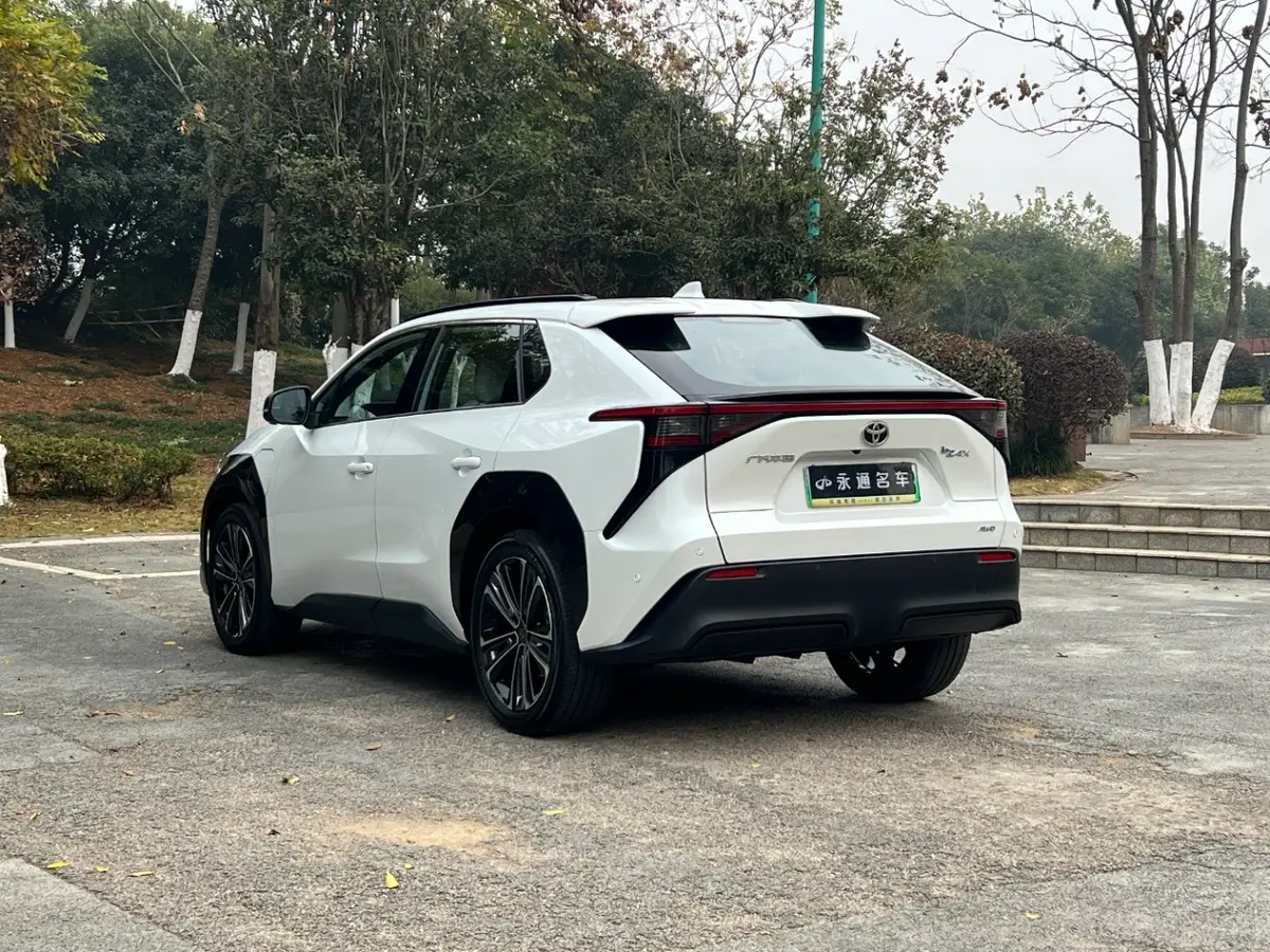 Toyota bZ4X GAC X-MODE 4WD Ultra — фото 8