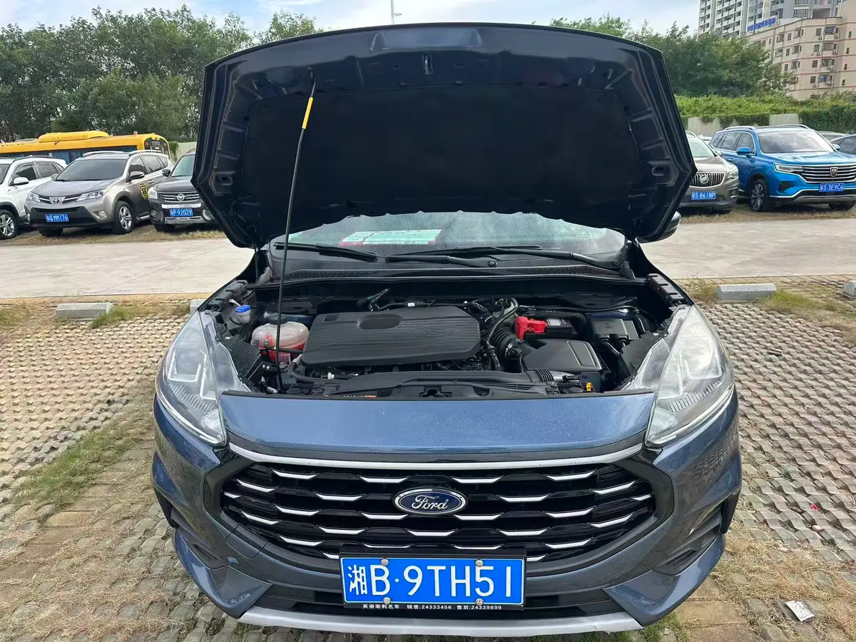 Ford Escape EcoBoost 245 2WD — фото 4